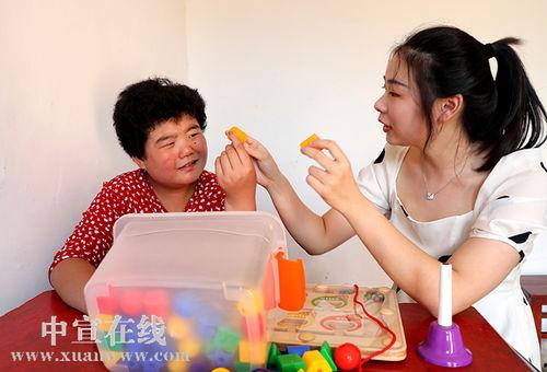 大香蕉国产情侣,甜蜜瞬间,浪漫演绎 第2张 大香蕉国产情侣,甜蜜瞬间,浪漫演绎 第2张